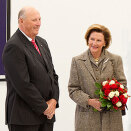 Kong Harald og Dronning Sonja besøker Zoya Museum utenfor Bratislava (Foto: Terje Bendiksby / Scanpix)